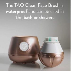 TAO Clean Orbit Facial Brush with UV light System